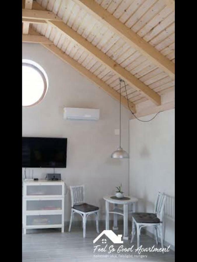 'Feel So Good' Apartment Göd Exterior foto